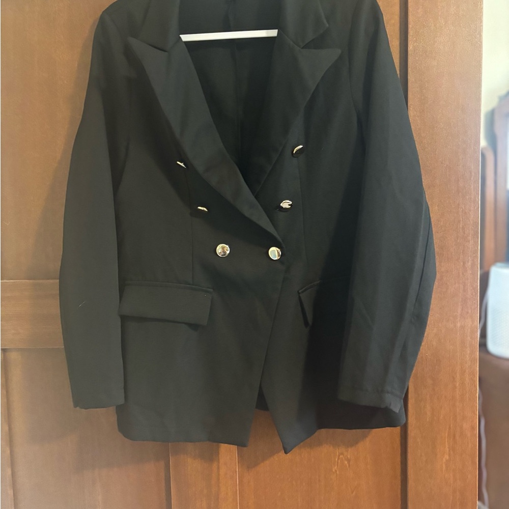 SHEIN Black Blazer with Gold Buttons - Picture 3 of 4